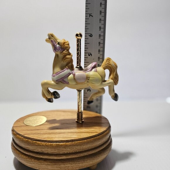 Willitts Musical Carousel Horse with Wood Base Plays Edelweiss # 8714 - Picture 9 of 16